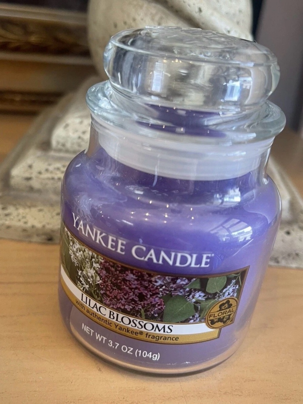 New vintage Yankee Candle Lilac Blossoms Scented Candle - Purple
